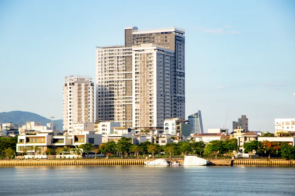 Văn phòng tại Phạm Trung Hùng